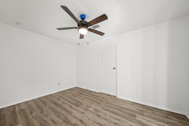 5610 Arthington Street, Houston, TX 77053