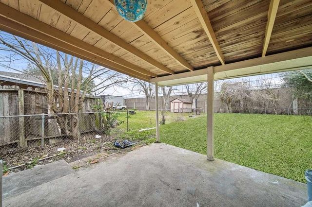 5610 Arthington Street, Houston, TX 77053