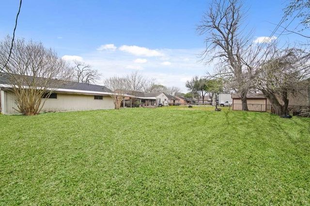 5610 Arthington Street, Houston, TX 77053