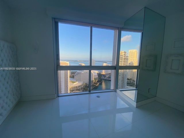 495 Brickell Ave 2902, Miami, FL 33131