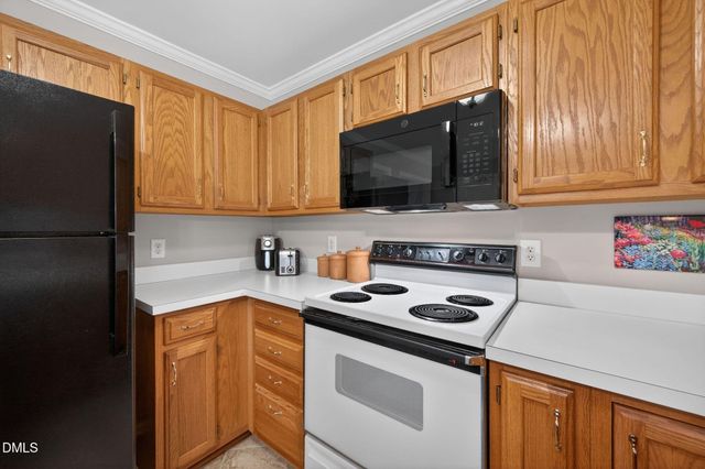 106 Eagle Swoop Court, Cary, NC 27513