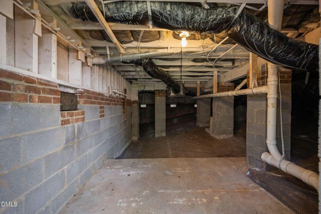 106 Eagle Swoop Court, Cary, NC 27513