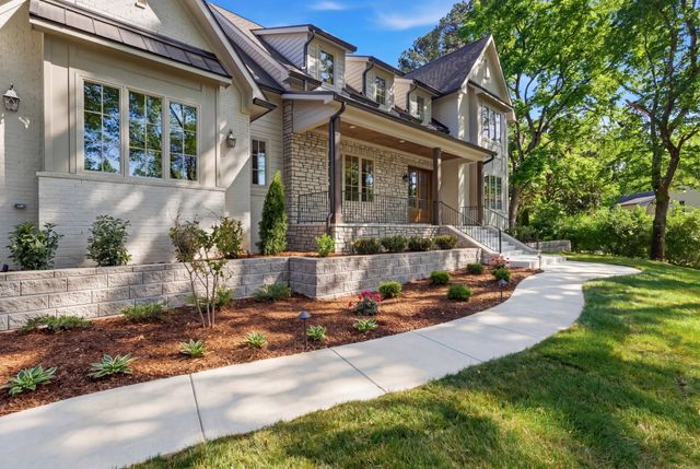 9016 Hood Pl, Brentwood, TN 37027