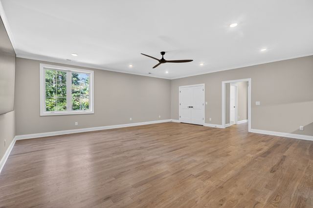 9016 Hood Pl, Brentwood, TN 37027