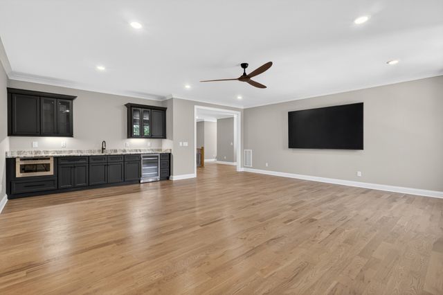 9016 Hood Pl, Brentwood, TN 37027