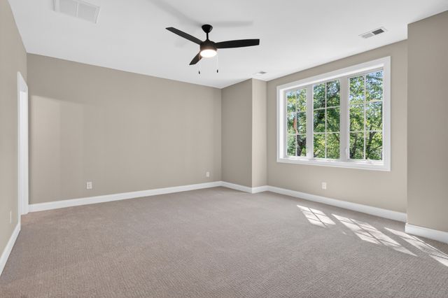 9016 Hood Pl, Brentwood, TN 37027