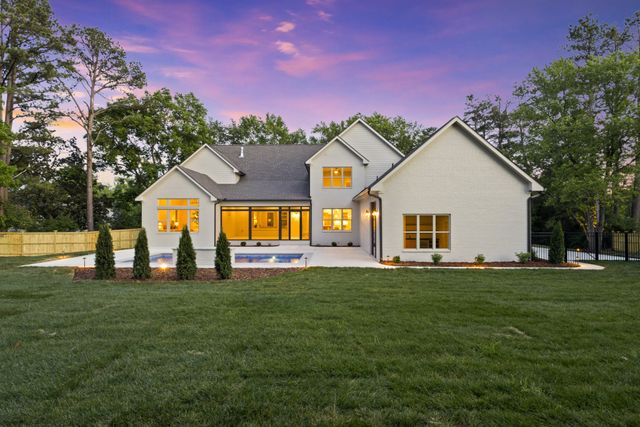 9016 Hood Pl, Brentwood, TN 37027