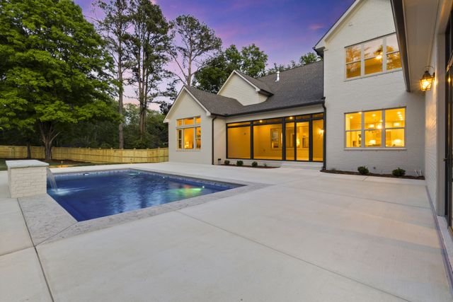 9016 Hood Pl, Brentwood, TN 37027