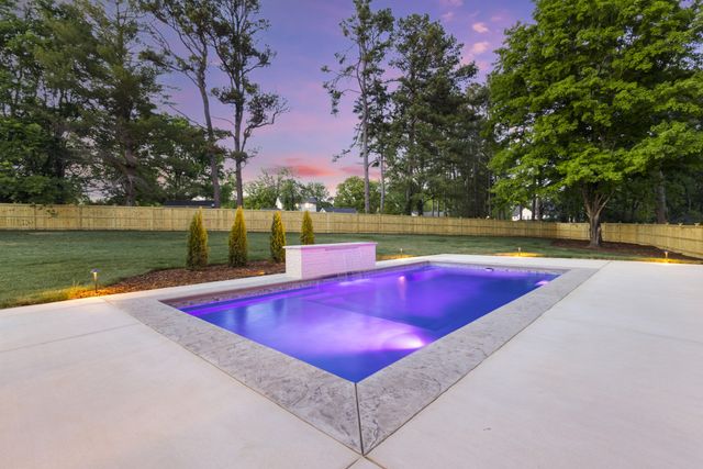 9016 Hood Pl, Brentwood, TN 37027