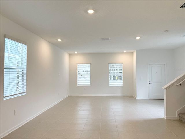 660 BAYERN LANE, Debary, FL 32713