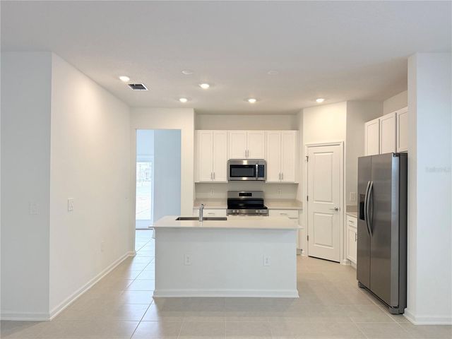 660 BAYERN LANE, Debary, FL 32713