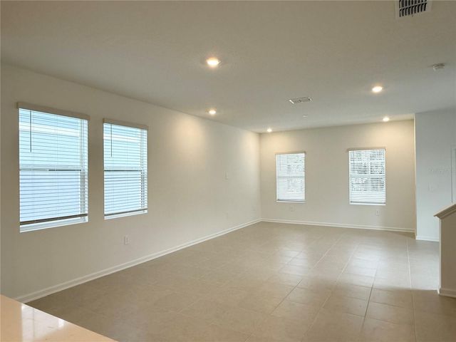 660 BAYERN LANE, Debary, FL 32713