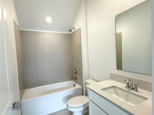 660 BAYERN LANE, Debary, FL 32713