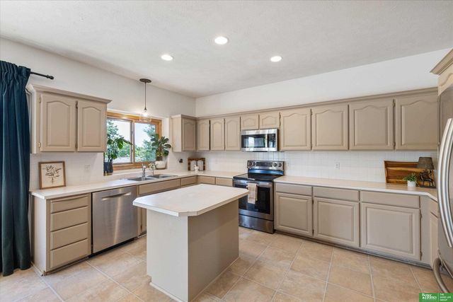 14205 S 22nd Street, Bellevue, NE 68133