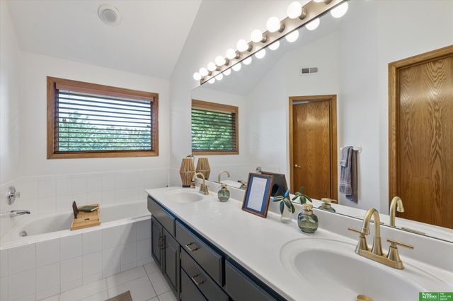 14205 S 22nd Street, Bellevue, NE 68133