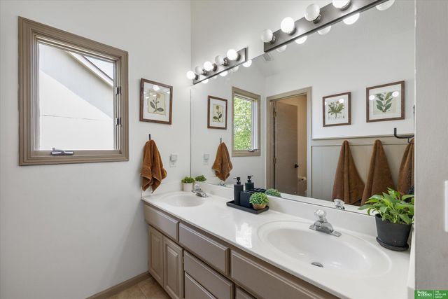 14205 S 22nd Street, Bellevue, NE 68133