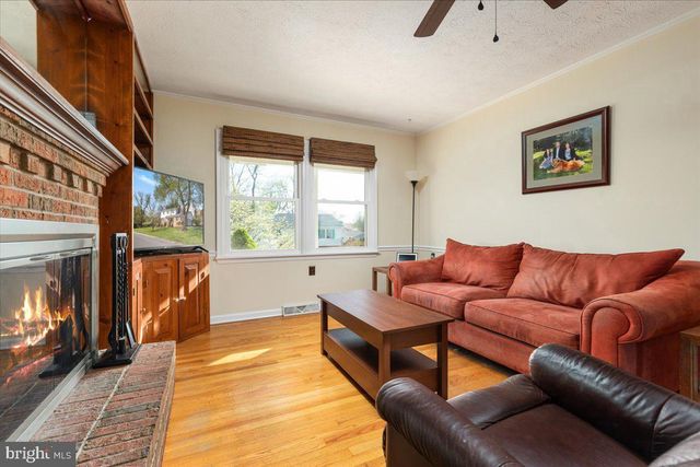 1300 CAROLINE ST, Winchester, VA 22601