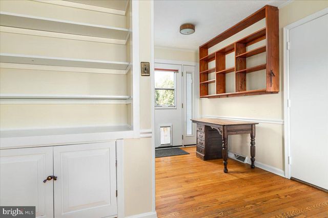 1300 CAROLINE ST, Winchester, VA 22601