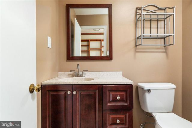1300 CAROLINE ST, Winchester, VA 22601