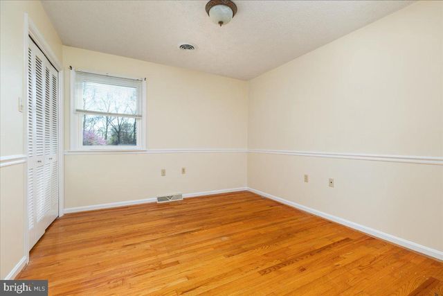 1300 CAROLINE ST, Winchester, VA 22601