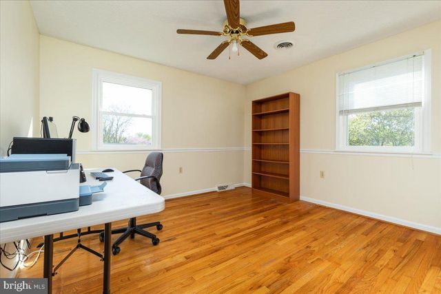 1300 CAROLINE ST, Winchester, VA 22601