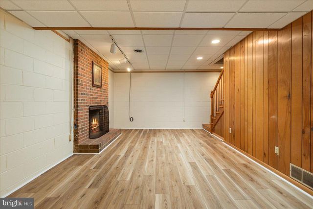 1300 CAROLINE ST, Winchester, VA 22601