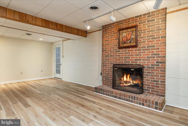 1300 CAROLINE ST, Winchester, VA 22601