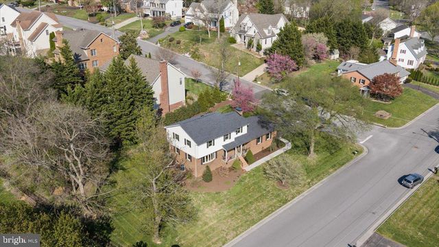 1300 CAROLINE ST, Winchester, VA 22601