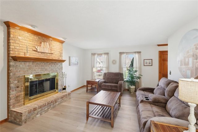 365 Cobblestone, Robinson Twp, PA 15136