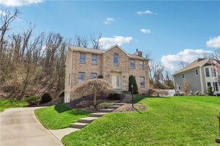 365 Cobblestone, Robinson Twp, PA 15136