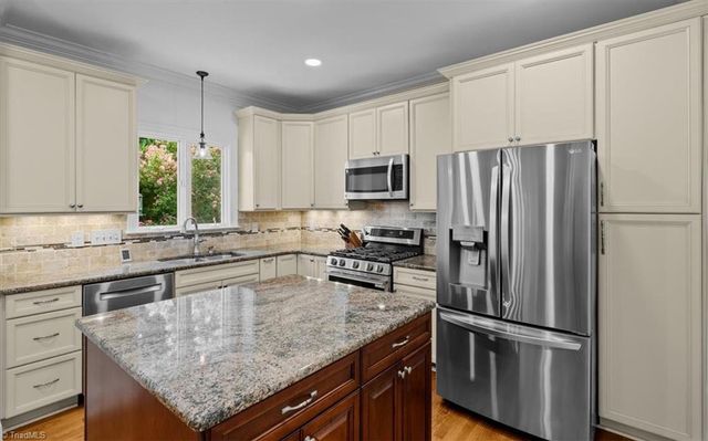 5012 Warm Springs Point, Greensboro, NC 27455