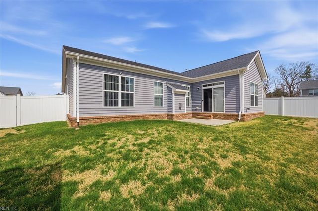 109 Green CT, Carrollton, VA 23314