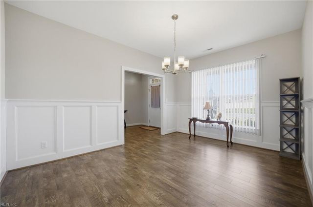 109 Green CT, Carrollton, VA 23314