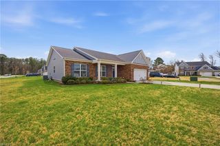 109 Green CT, Carrollton, VA 23314