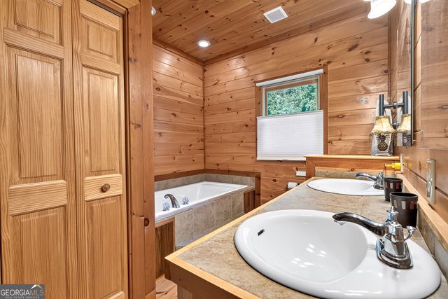 23 Dolores Drive, Mineral Bluff, GA 30559