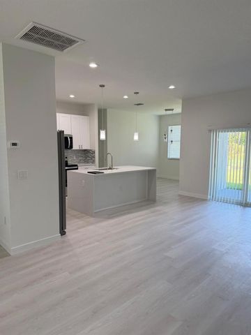 691 SAN FILIPPO DRIVE SE, Palm Bay, FL 32909