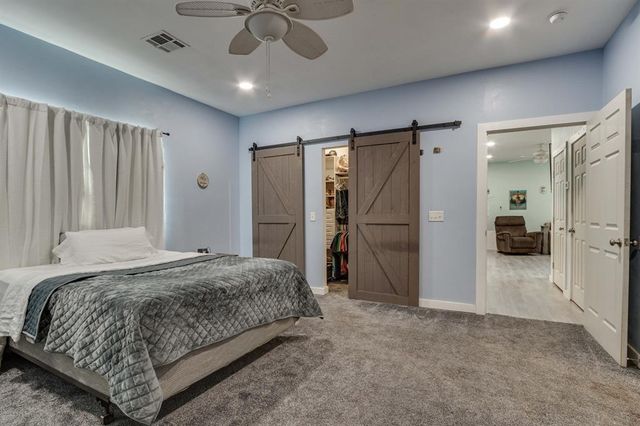 513 S Lakehoma Place Drive, Mustang, OK 73064