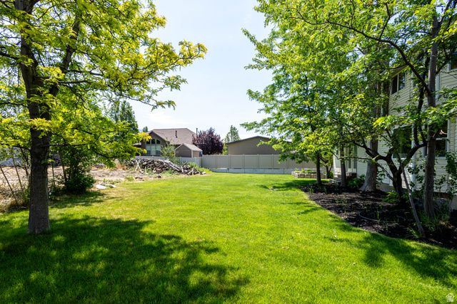 795 S LOCUST AVE, Pleasant Grove, UT 84062