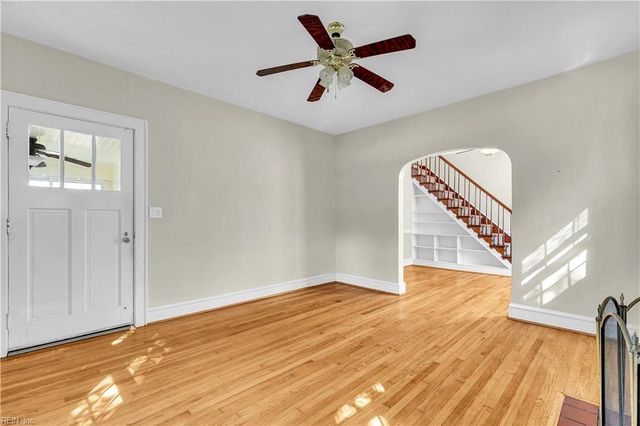 2309 Crescent DR, Hampton, VA 23661