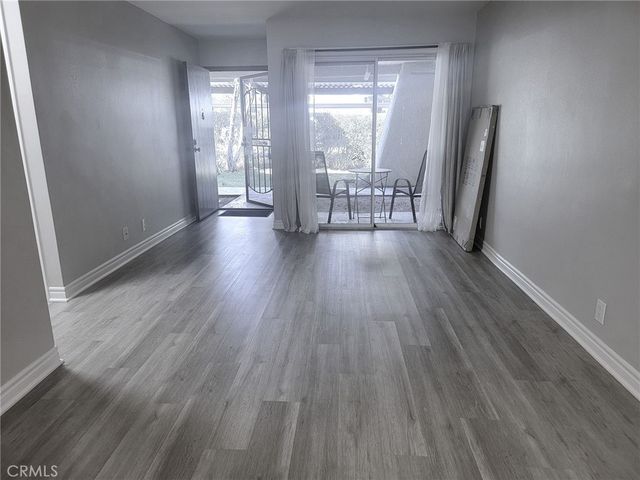 470 N Villa Court 107, Palm Springs, CA 92262