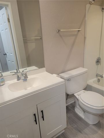 470 N Villa Court 107, Palm Springs, CA 92262