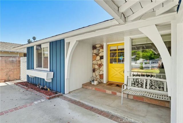 13036 Magnolia, Sherman Oaks, CA 91423