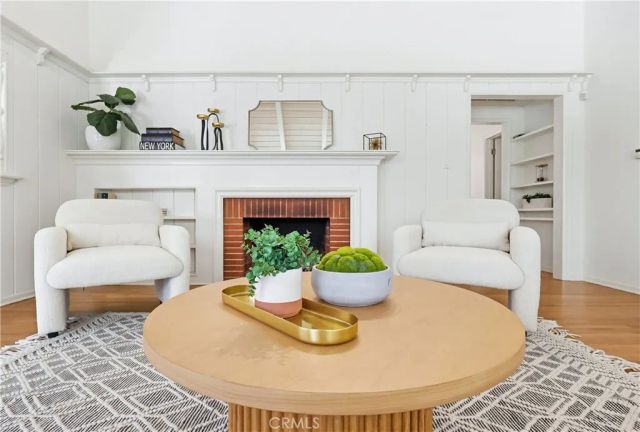 13036 Magnolia, Sherman Oaks, CA 91423