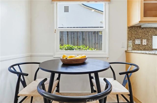 13036 Magnolia, Sherman Oaks, CA 91423