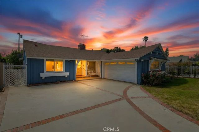 13036 Magnolia, Sherman Oaks, CA 91423