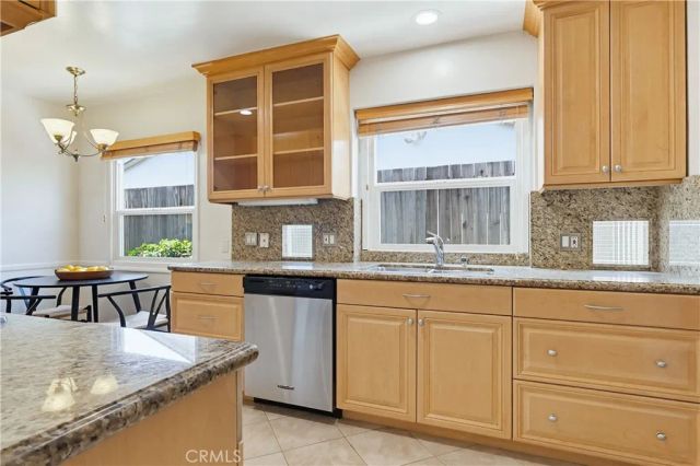 13036 Magnolia, Sherman Oaks, CA 91423