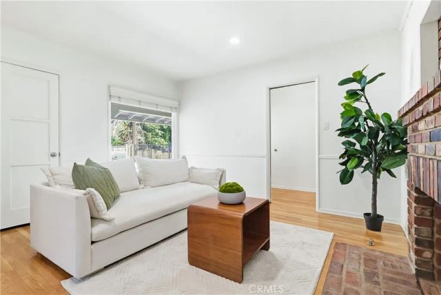 13036 Magnolia, Sherman Oaks, CA 91423