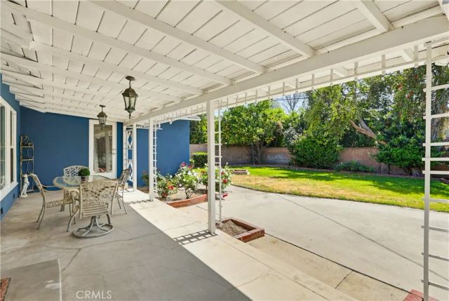 13036 Magnolia, Sherman Oaks, CA 91423