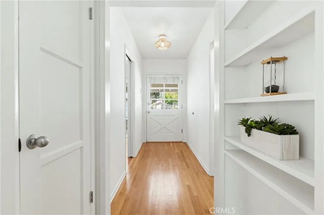 13036 Magnolia, Sherman Oaks, CA 91423