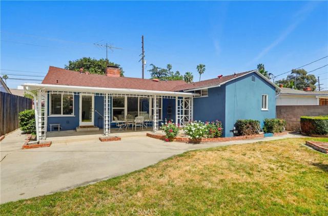 13036 Magnolia, Sherman Oaks, CA 91423
